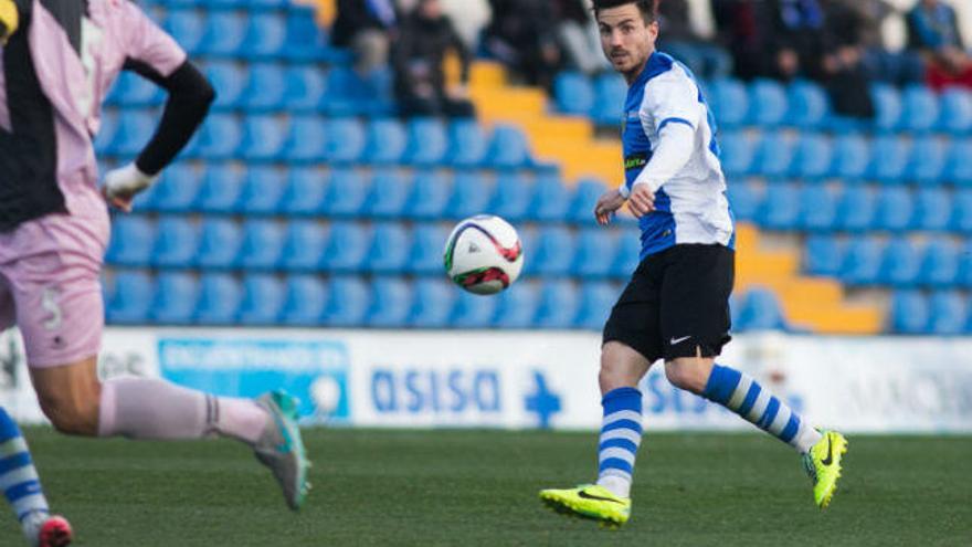 Miñano durante un partido en el Rico Pérez