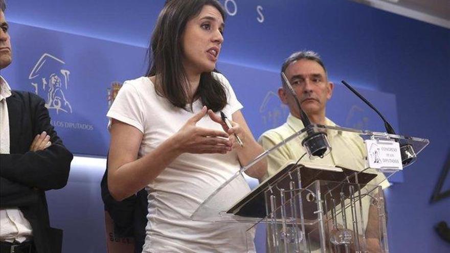 Montero acusa a Sánchez de querer &quot;revertir&quot; los &quot;avances&quot; del multipartidismo