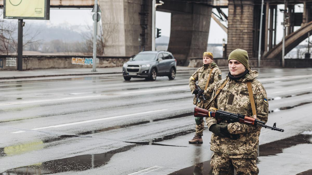 Las tropas rusas siguen retenidas en los alrededores de Kiev.