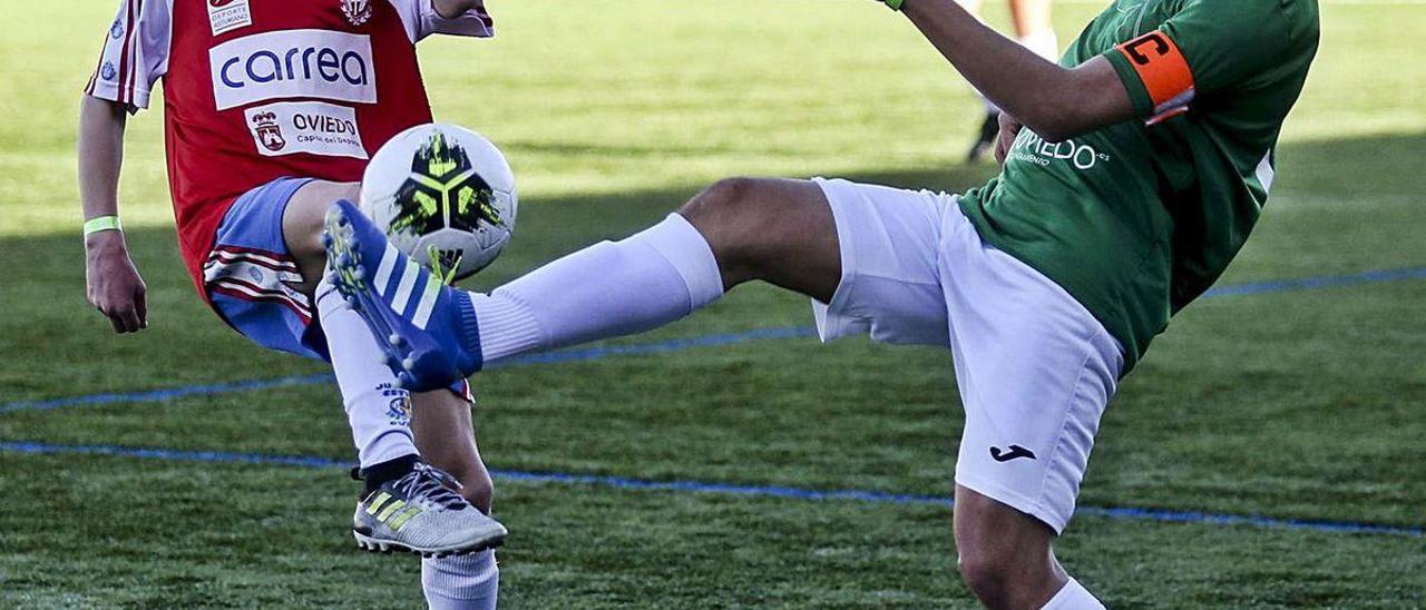 Un partido de la Oviedo Cup 2019 disputado entre el Juventud Estadio y el Grujoan.