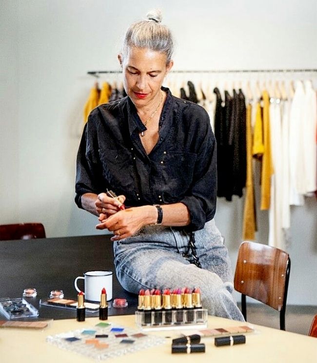 La diseñadora Isabel Marant crea una colección de maquillaje para L'Oréal París
