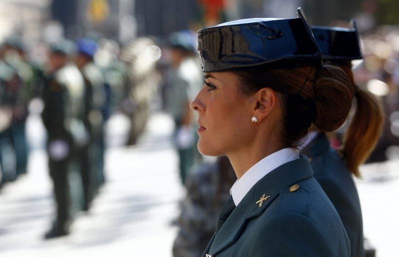 La Guardia Civil rinde homenaje a la Virgen del Pilar, su patrona.