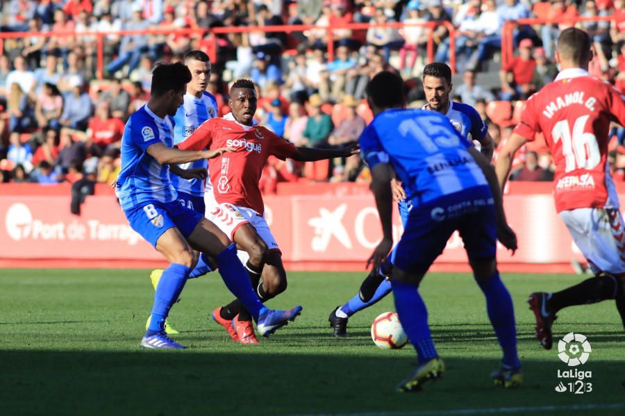 Dani Pacheco, que entró en la segunda mitad, marcó el tanto de la victoria del equipo blanquiazul, que vuelve a ganar después de un mes