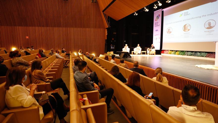 Turismo de congresos, «una oportunidad para reactivar la economía ibicenca»