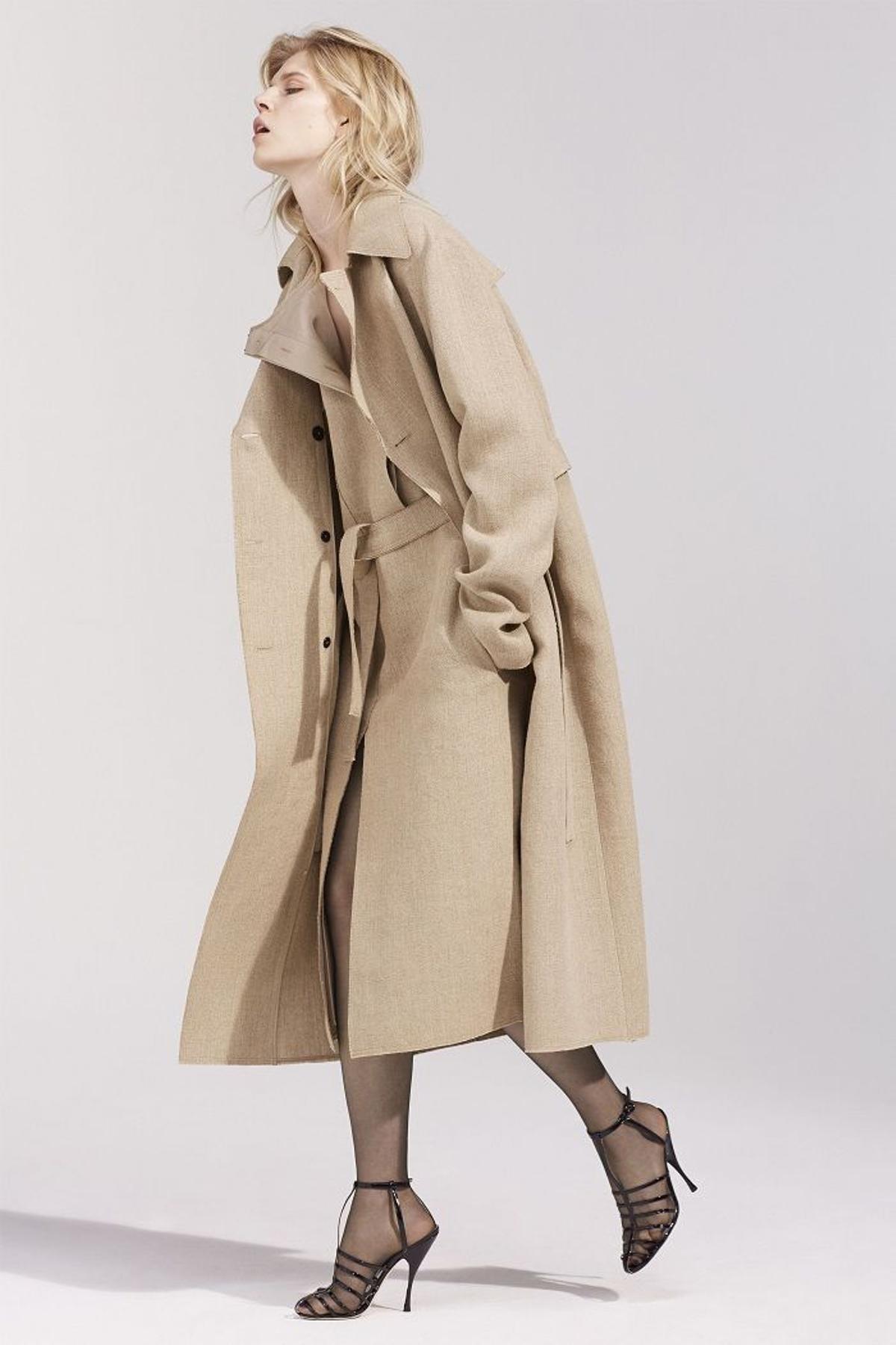 Nina Ricci colección primavera 2016, abrigo tipo trench