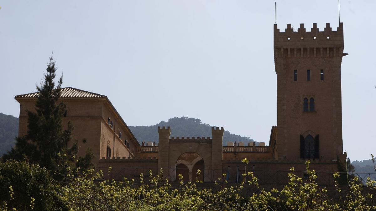 Imagen del castillo de Son Mas, sede del ayuntamiento de Andratx.