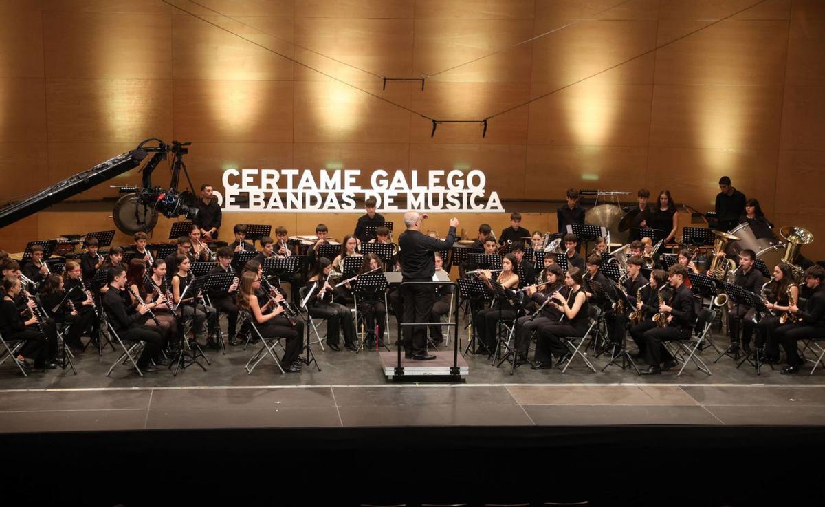 Un momento de la
actuación de la Banda
Xuvenil de A Estrada.
| Gustavo Santos