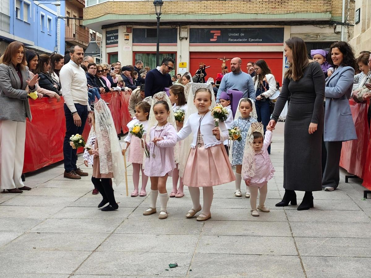 Los pequeños de Lucena y Villanueva de Córdoba disfrutan de la Semana Santa chiquita