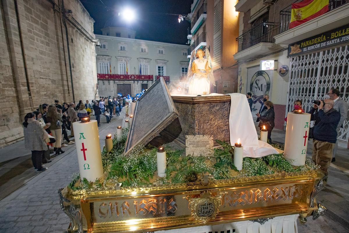 Trono del Santo Sepulcro Vacío de la Hermandad de la Resurrección