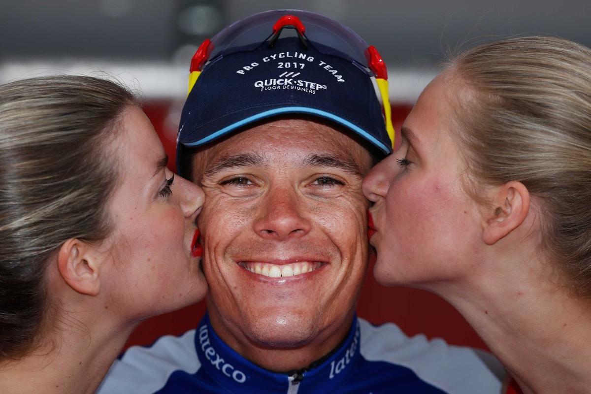 50706598. Berg En Terblijt (Netherlands), 16/04/2017.- Belgian cyclist Philippe Gilbert of Quick-Step Floors celebrates on the podium after winning the Amstel Gold Race, in Berg en Terblijt, the Netherlands, 16 April 2017. (Ciclismo, Países Bajos; Holanda) EFE/EPA/BAS CZERWINSKI