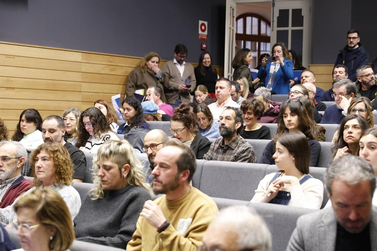 La jornada sobre sinhogarismo en Gijón, en imágenes