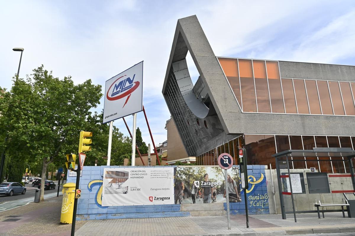Estado de las obras del centro cívico de Vía Hispanidad en Zaragoza.