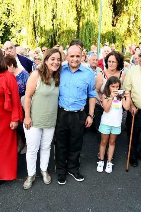 Inés Rey lee el pregón de Os Castros