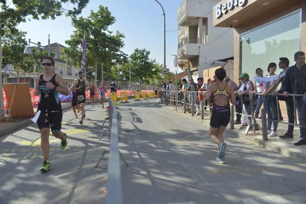 Llegada a la meta del Triatlón Villa de Fuente Álamo