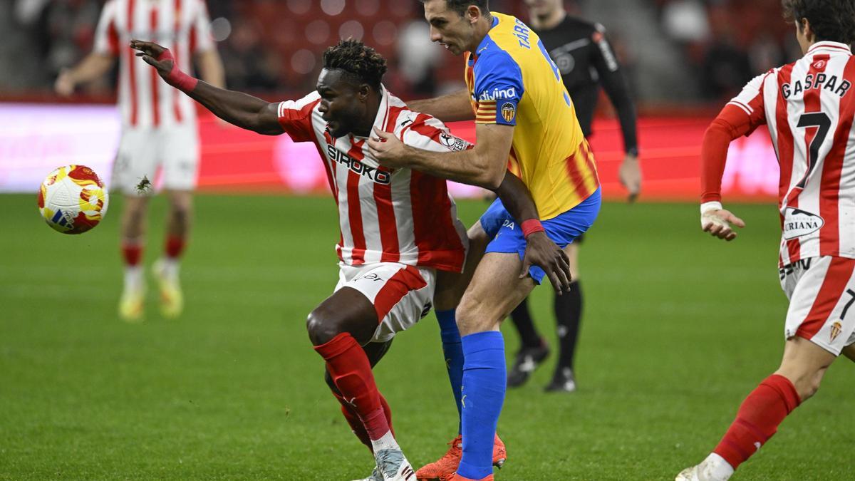 Sporting: Caicedo & Cortés Depart, Karrikaburu Targeted