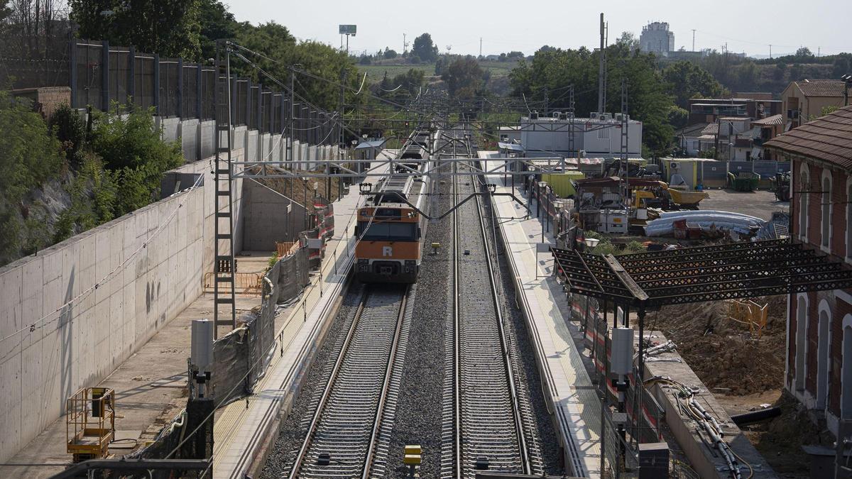 Rodalies Linea R3 Rodalies sufre otro fin de semana de interrupciones y retrasos a un mes ...