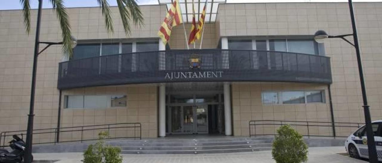 Hacienda insta a Canet a no pagar a la firma vinculada con el exsecretario