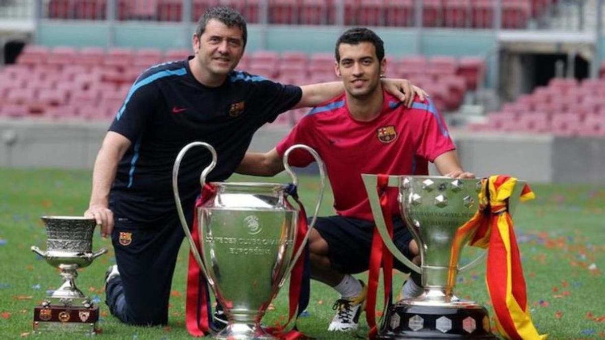 Carlos Busquets, junto a Sergio Busquets: de padre a hijo