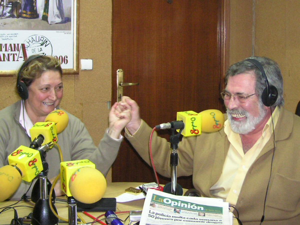 Francisco Linares en Onda 8, la radio de Cártama.