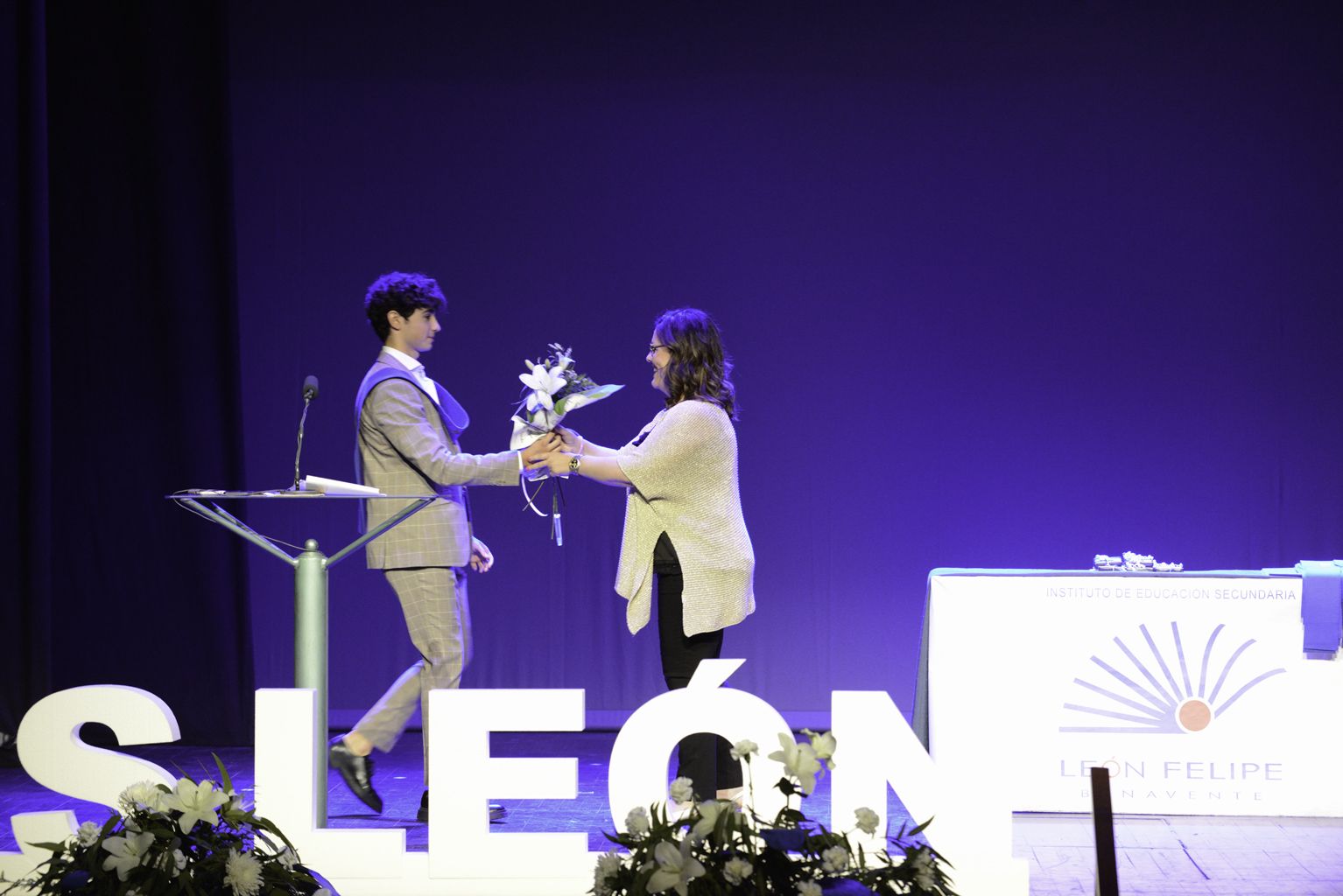 Graduación de bachilleres y alumnos de FP y Ciclos Formativos del IES León Felipe