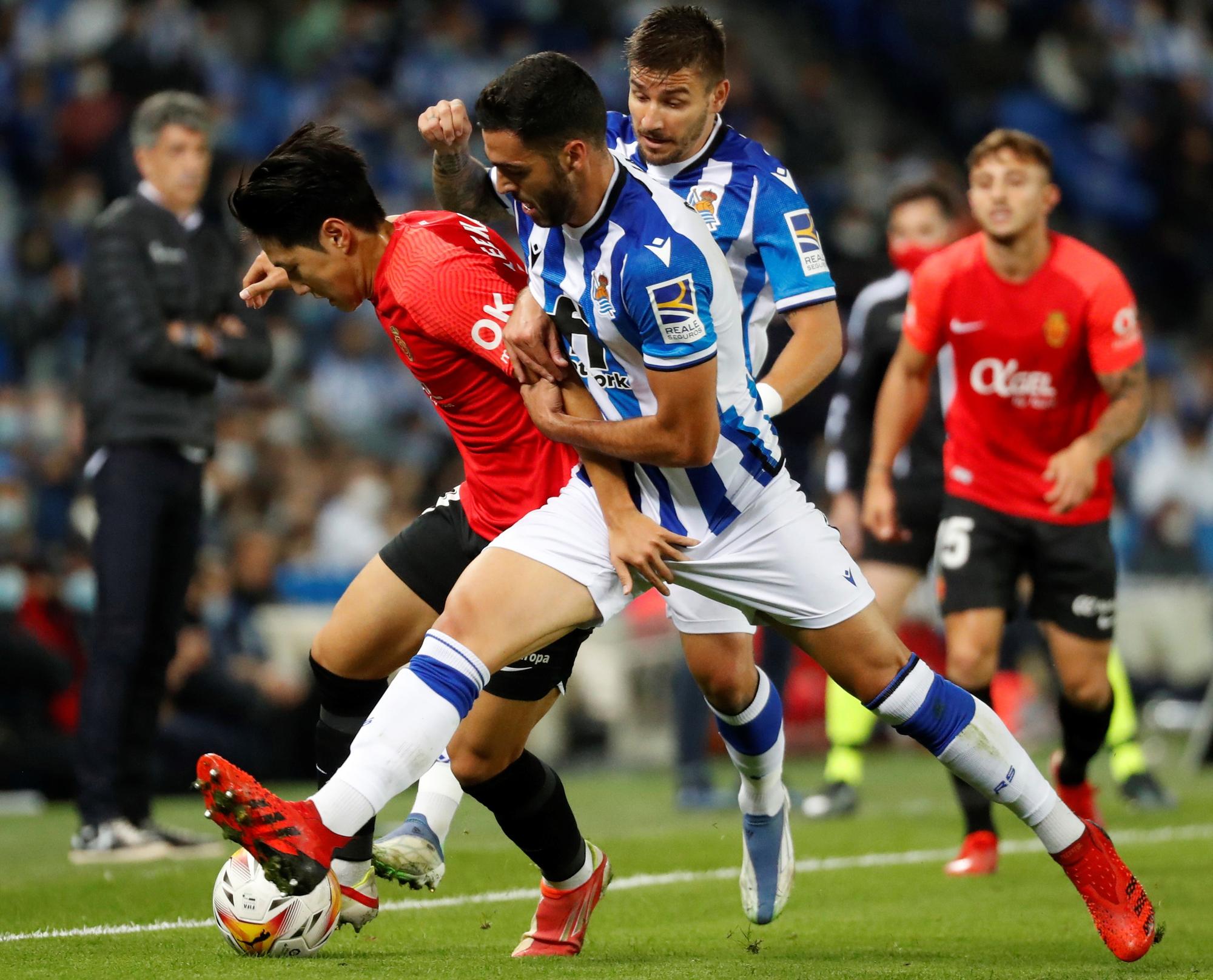 El Mallorca perdona a la Real y sale escarmentado de Anoeta