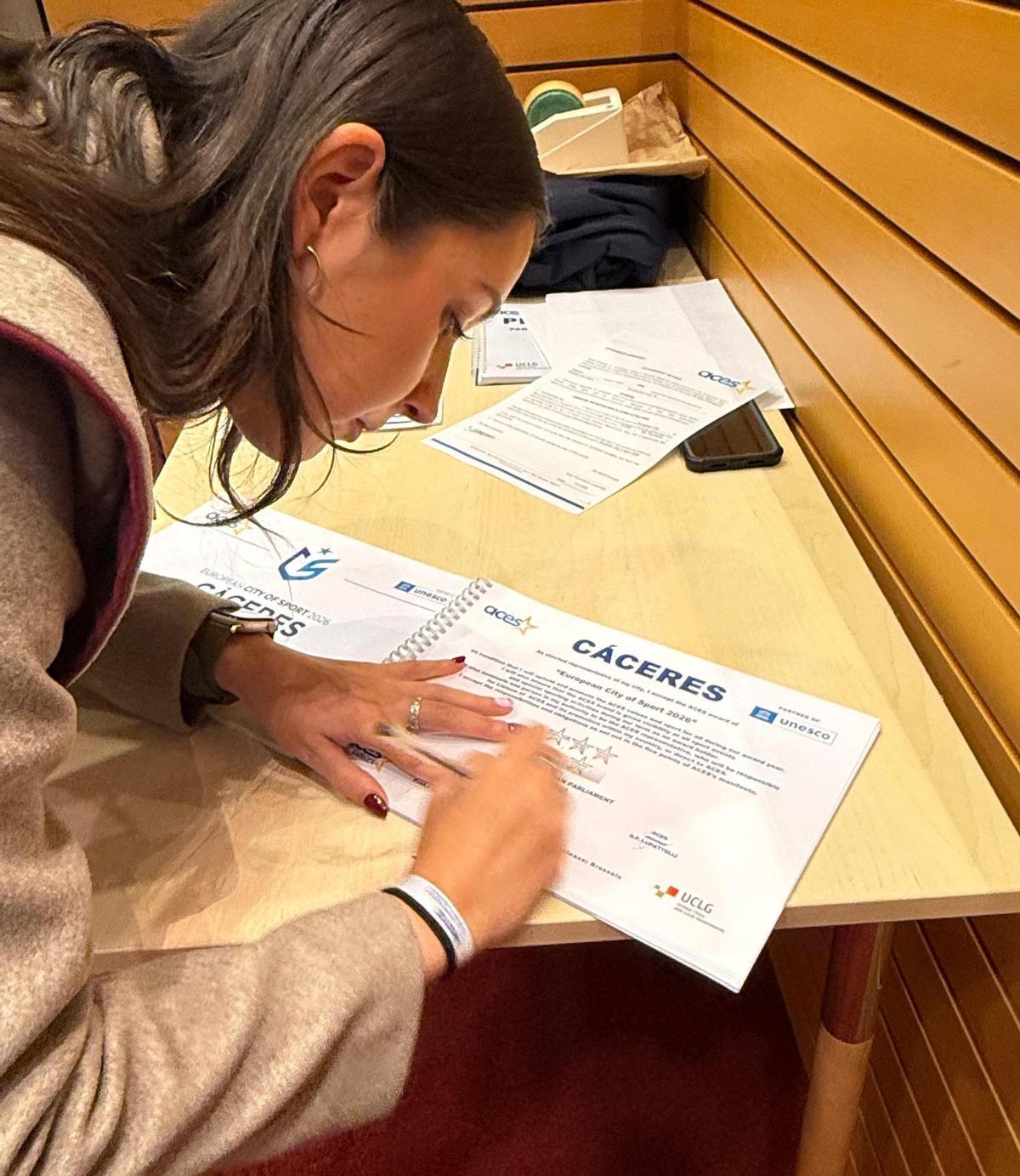 Noelia Rodríguez, a su llegada a Bruselas.