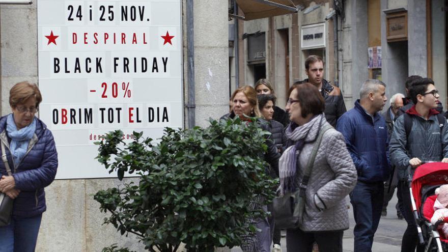 Celebració del Black Friday al centre de Girona.