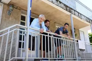 Los vecinos sobre el hombre que secuestró a su bebé en Ponte Caldelas: «La Guardia Civil ya venía a buscarlo varias veces al mes»