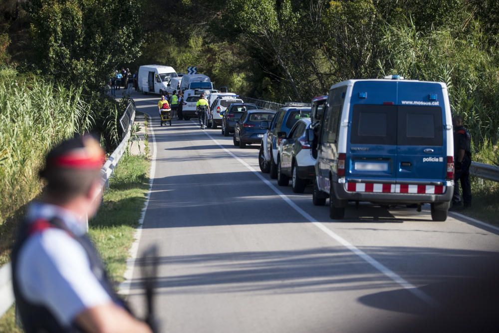 Operativo policial en la zona donde Younes Abouyaaqoub ha sido abatido por disparos de los Mossos.