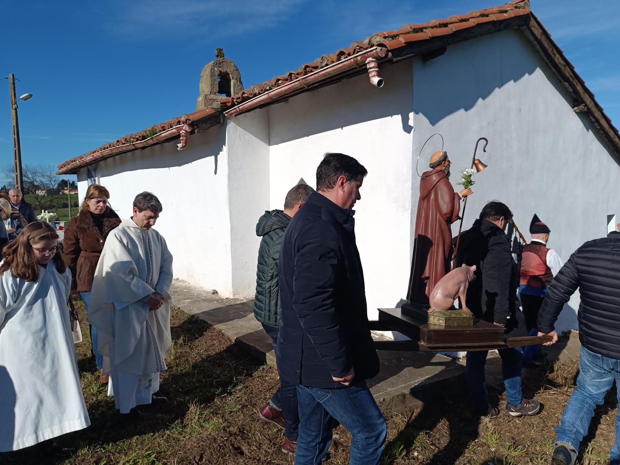 Robledo homenaje a José Manuel Vega Casas en las fiestas de Sant' Antón