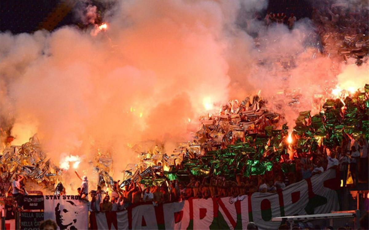 Los aficionados del Legia de Varsovia causaron graves altercados en Bélgica