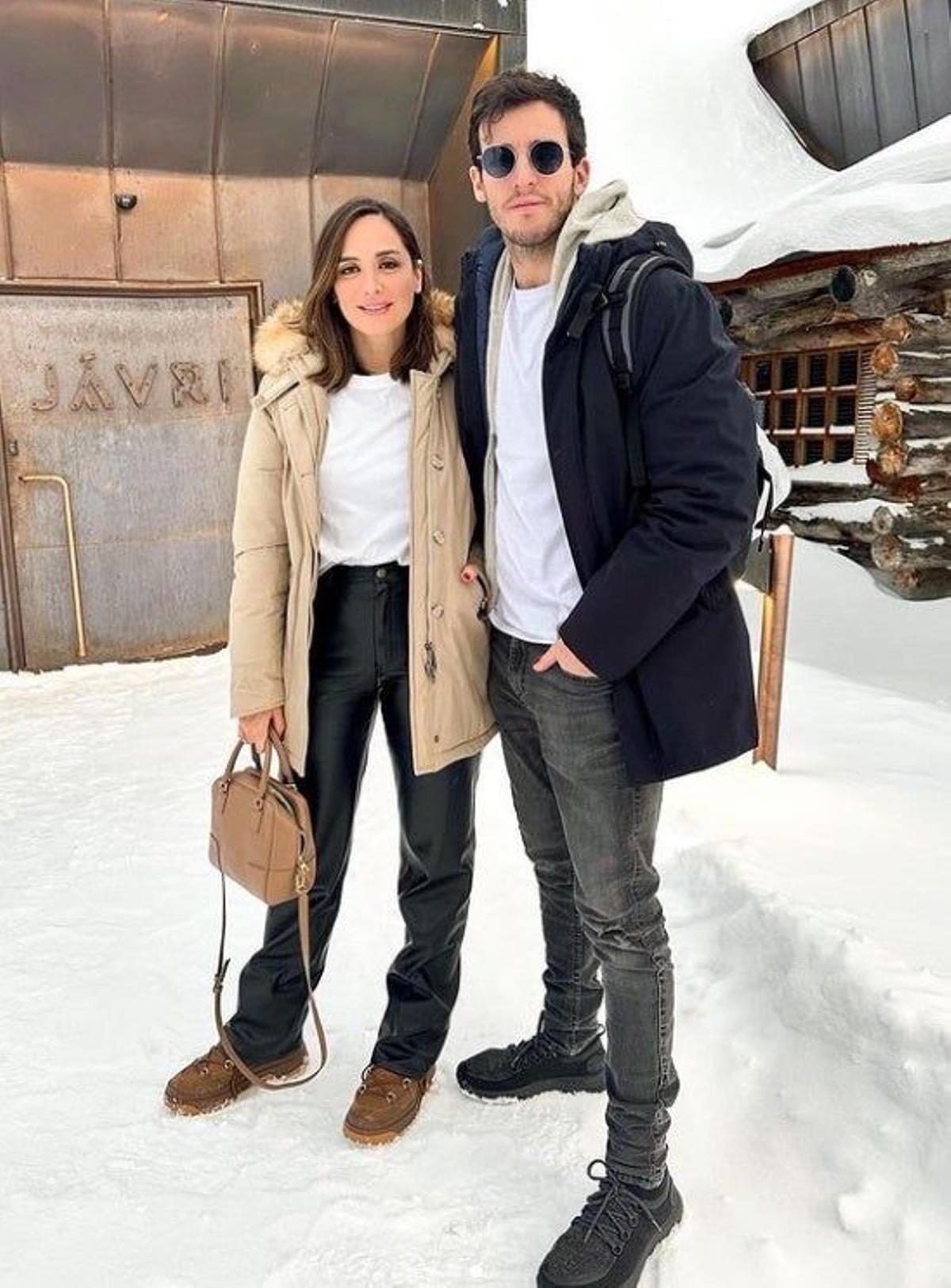 Tamara Falcó e Iñigo Onieva en la nieve