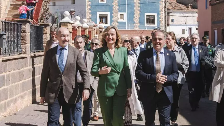 Azuara, en la Comarca Campo de Belchite, pone la primera piedra de la futura residencia