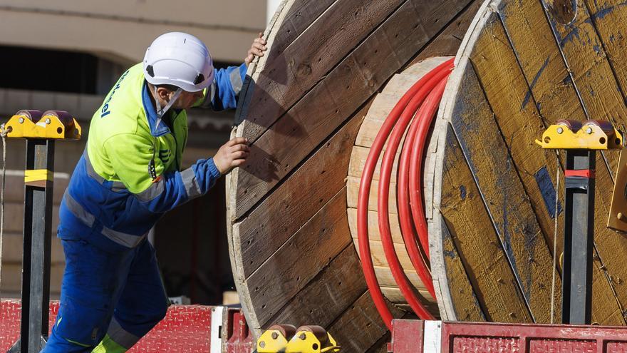 El coste por hora trabajada sube un 2,1% en el tercer trimestre