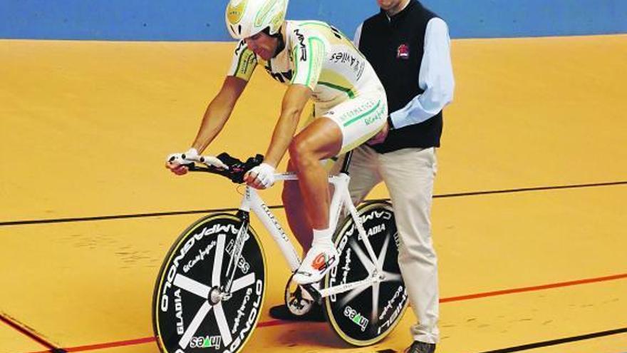 Rubén Ruiz, preparado para tomar la salida en el Luis Puig valenciano.