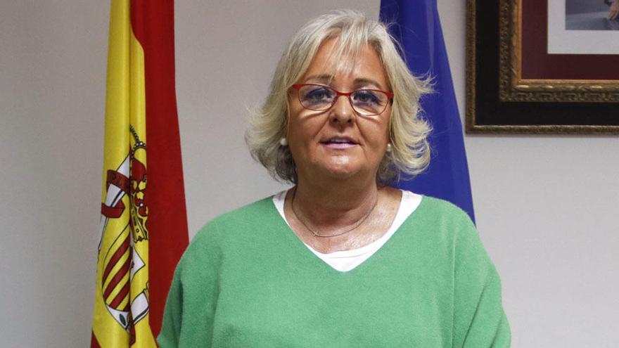 Teresa Porras, teniente de alcalde de Servicios Operativos, Playas, Fiestas y Limpieza, en su despacho.