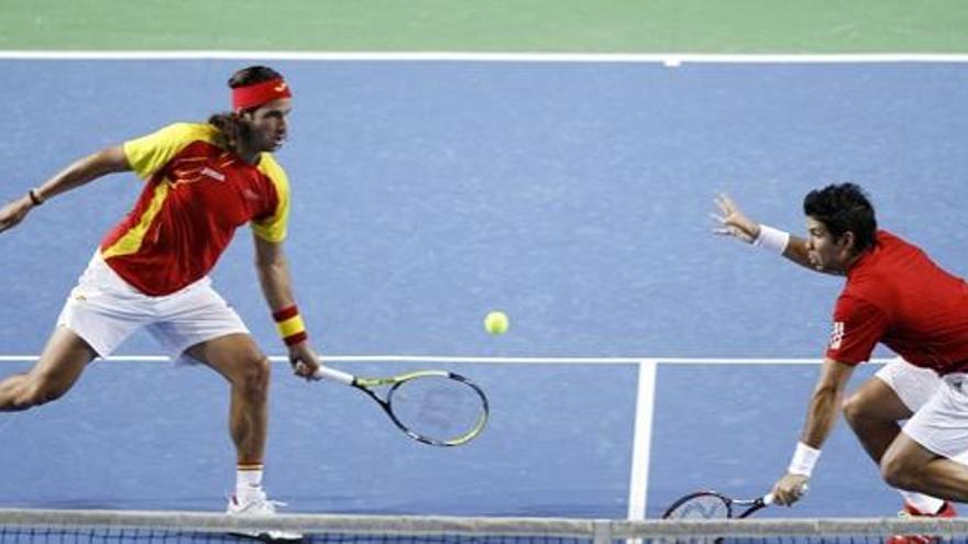 López y Verdasco, en un momento del partido.