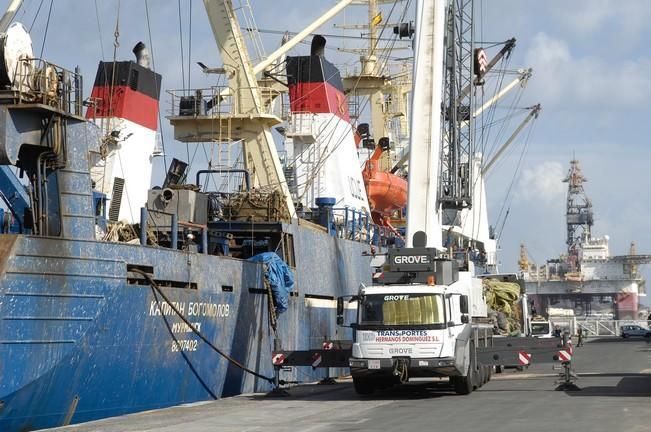 KAPITAN BOGOMOLOV BARCO PESQUERO RUSO ATRACADO ...