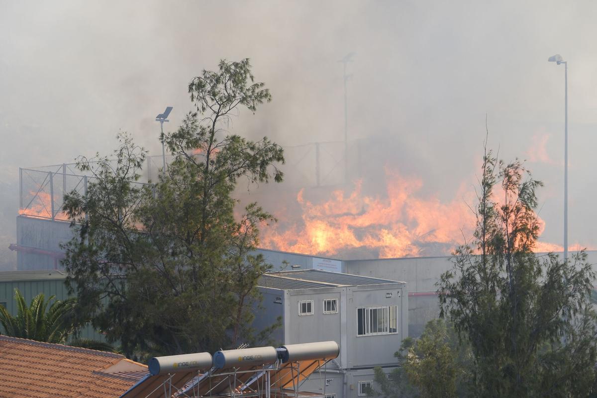 Incendio en el vertedero de Juan Grande, San Bartolomé de Tirajana