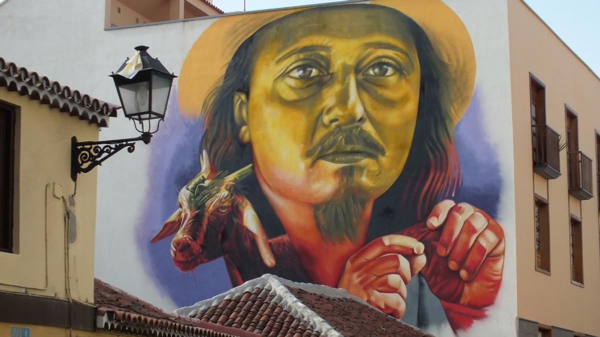 El original arte efímero colorea y llena de mensajes las paredes de los edificios del barrio de La Ranilla