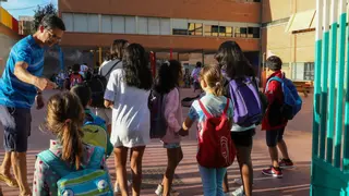 Madrid da el primer paso para favorecer el cambio a la jornada partida en los colegios