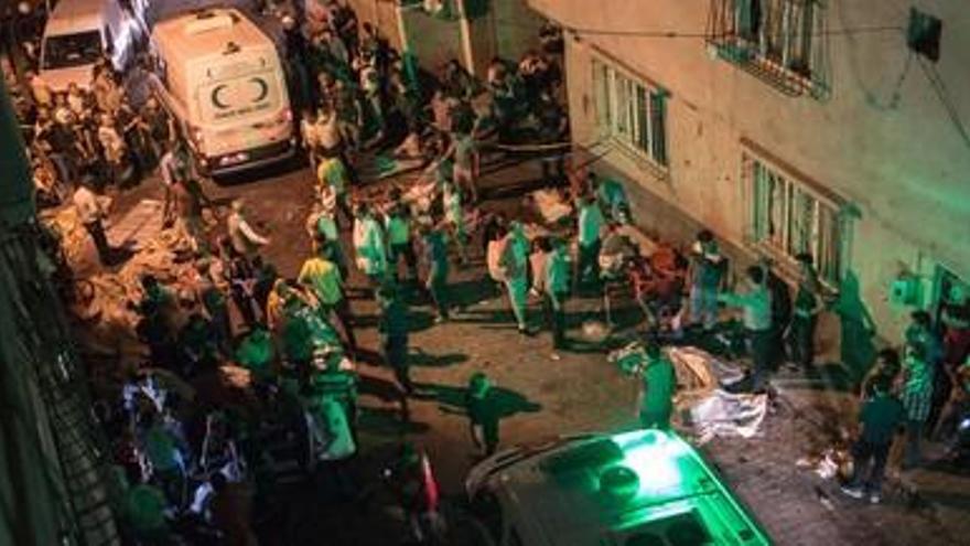 Un suicida de 12 años provoca 50 muertos en un atentado en una boda el sureste de Turquía