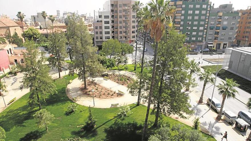 Benlloch avala el mantenimiento del convenio del jardín de las Dominicas