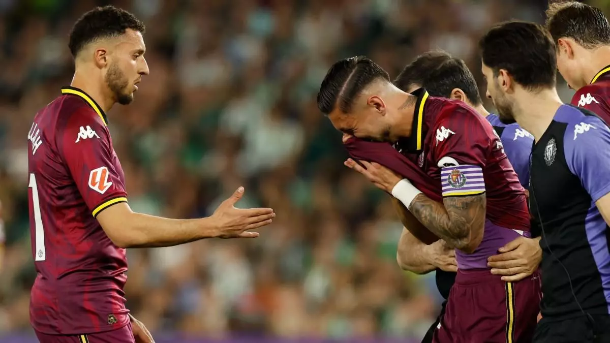 El Real Valladolid desciende a Segunda Divisi車n