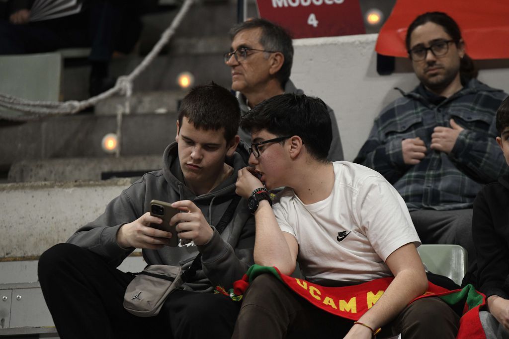 Todas las imágenes del partido del UCAM Murcia contra el Bàsquet Girona