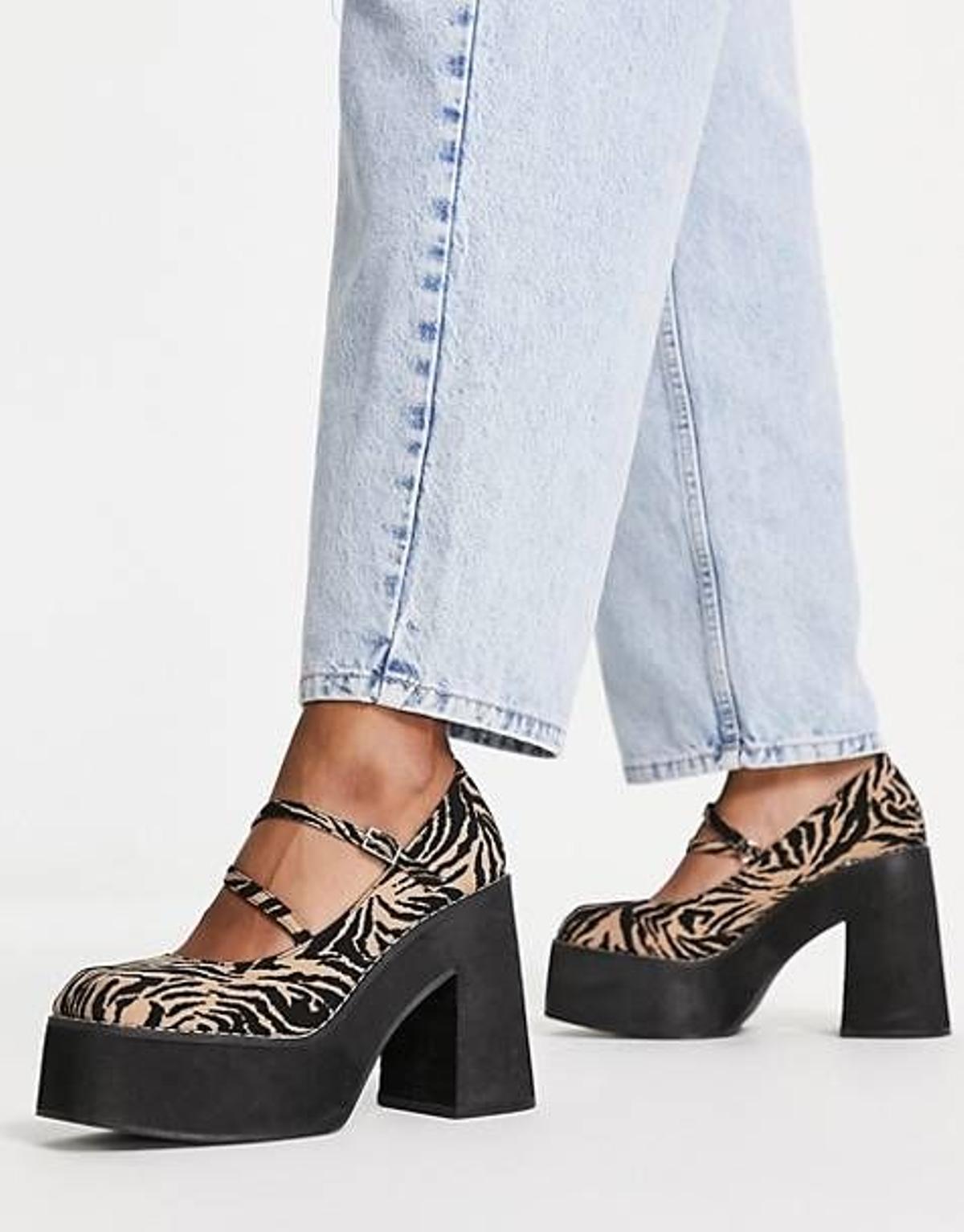 Zapatos de tacón alto con suela gruesa y estampado de cebra Pavlova de ASOS DESIGN