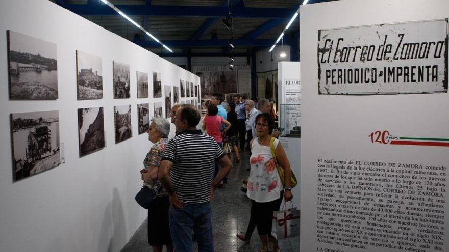 Exposición de los 120 años de historia de LA OPINIÓN-EL CORREO DE ZAMORA.