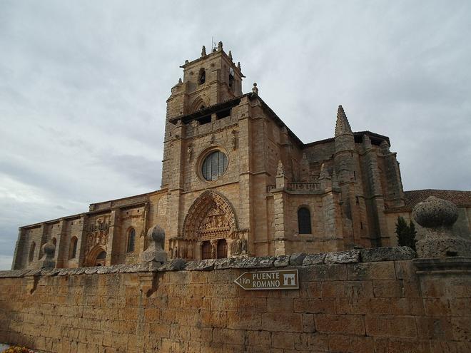 Iglesia de Santa María la Real de Sasamón; Sasamón y Olmillos de Sasamón: los dos pueblos burgaleses