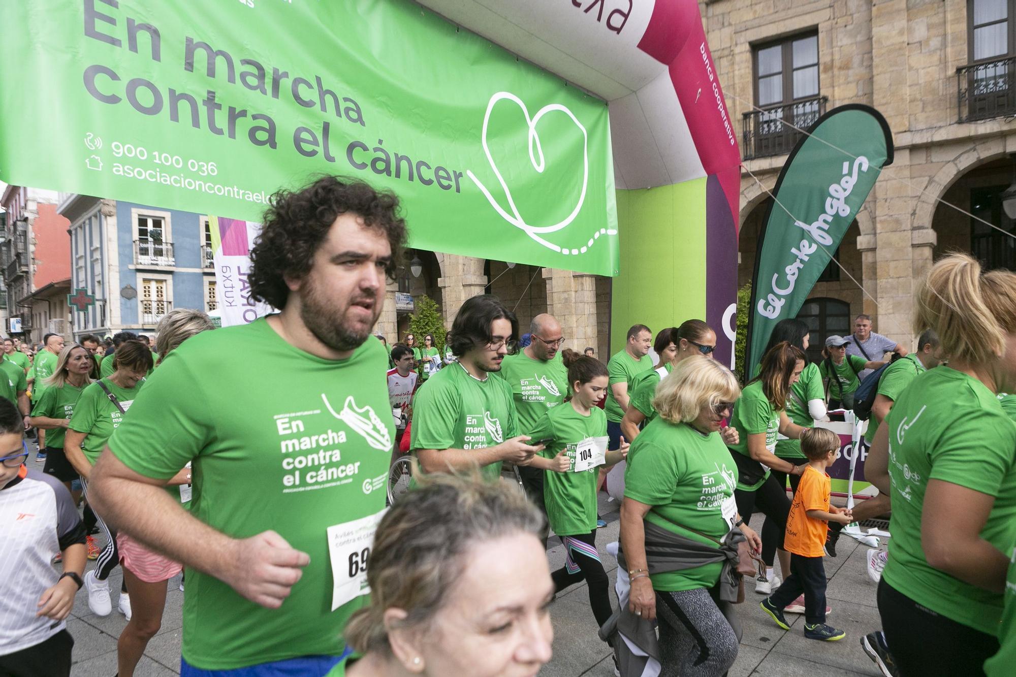 EN IMÁGENES: Asturias se echa a la calle para correr contra el cáncer