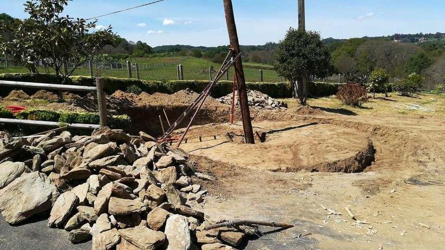 Obras de construción da réplica da primeira casa castrexa.